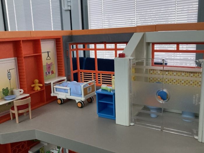 Playmobil Childrens Hospital