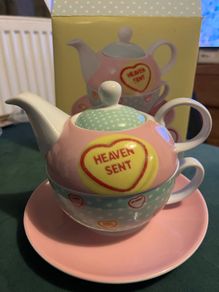 Brand New Love Hearts Teapot