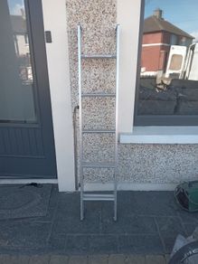 Two piece extendable ladder