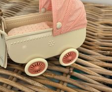 toys Maileg pram