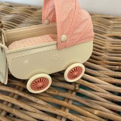 toys Maileg pram