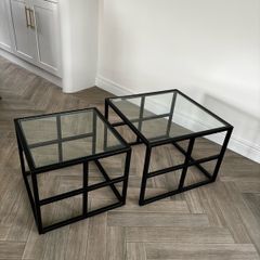 Nest of tables coffe table