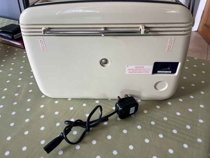 Vintage Bush TR82/97