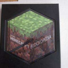 Minecraft Blockopedia: An Official Minecraft Book from Mojang