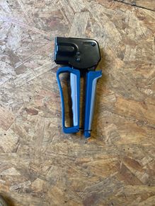 Plasterboard anchor setting tool