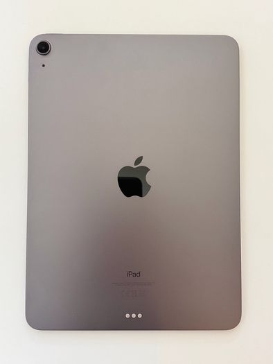 iPad, Apple iPad Air, 4th gen, 64GB, 13 inch Used in excellent condition with accessories