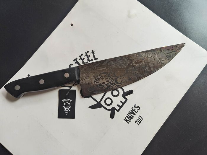 Chef Black Knife Skull Desing By Di'Casteel