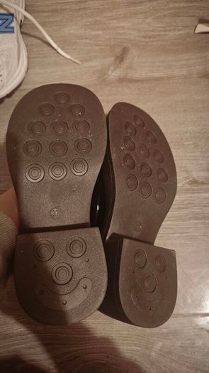Women shoes