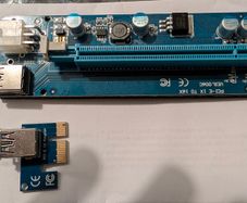 PCI Express x1 small to large adapter