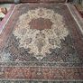 This is a fabulous carpet with great colours, Image 9