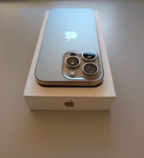 iPhone 16 Pro Unlocked