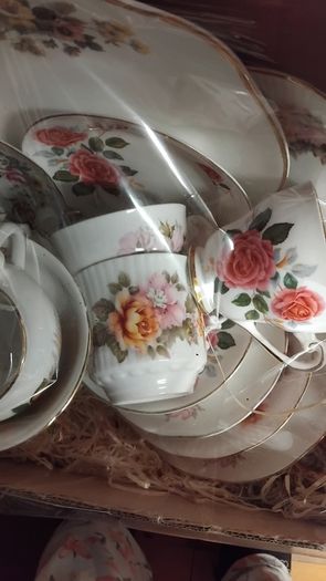 21piece miss match china tea set
