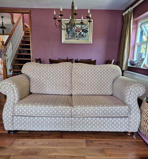 Finline, handcrafted livingroom suite