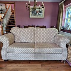 Finline, handcrafted livingroom suite