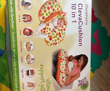 breastfeeding pillow
