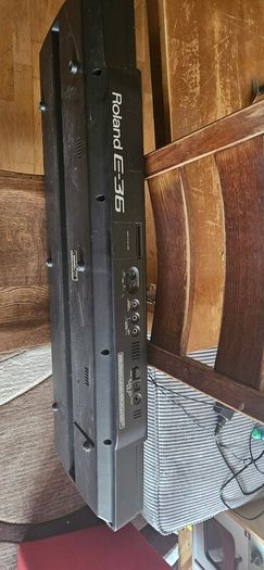 Keyboard  Roland e36, rare