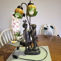 Table lamp