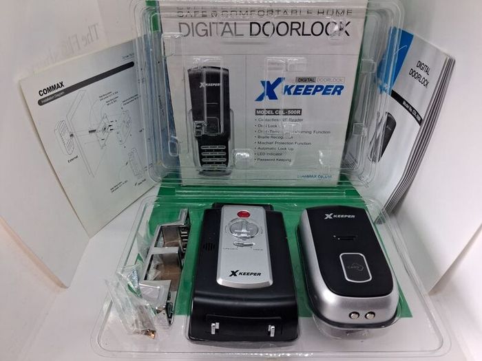 Postage - Commax Cdl-500r Digital Door Lock