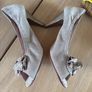 Le Babe Shoes - Peep Toe - Suede Size 5 Image 4