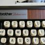 Brother Deluxe 1350 Vintage typewriter (in working order) Image 5