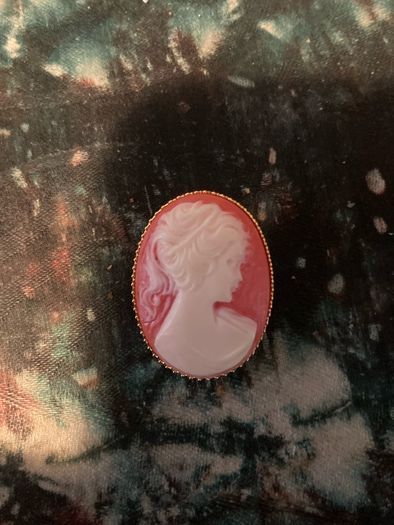 Cameo set free postage