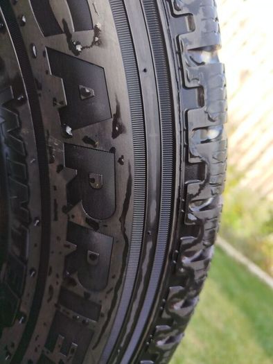 4 x Fiat Ducato Steel Wheels with Brand New Pirelli Carrier 215 70 R15C Tyres