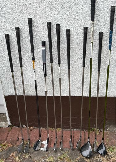 Titleist, Cobra & TaylorMade Golf Club Set with Callaway Golf Bag