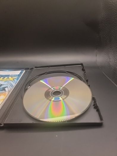 Tom Clancys HAWX PC DVD.Great all round combat flight game