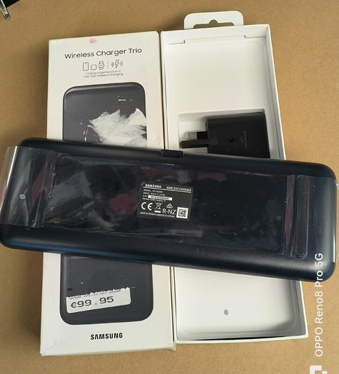 Official Genuine Samsung Wireless Charger Trio 3-in-1 Charging - Ep-p6300tbeggb