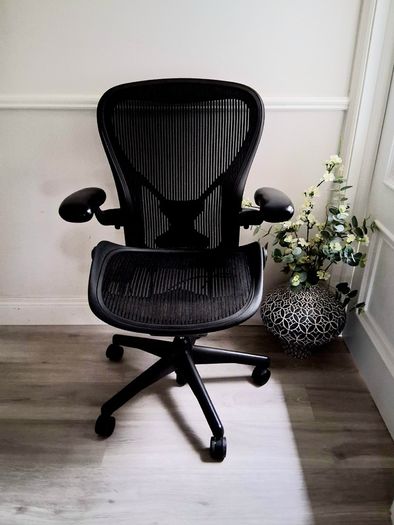 Herman Miller Aeron Size C Ergonomic Chair