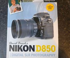 Nikon D850 Guide Book