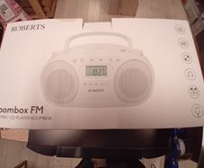Roberts Zoombox FM