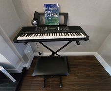 Yamaha PSR-E363 Keyboard Package
