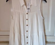 BNWT Size 16 Summer top