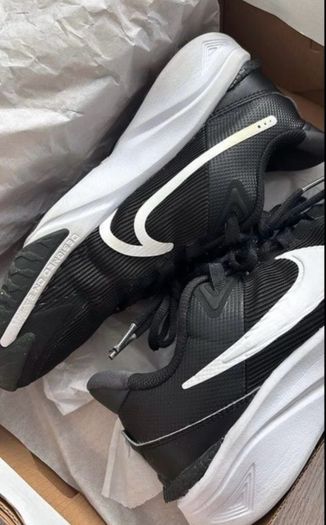 2 Pairs Of Trainers