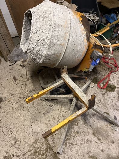 cement mixer