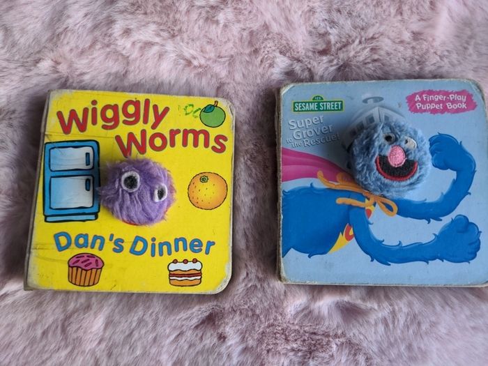 Finger puppet books