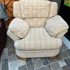 Furniture suite