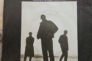 The Christians 7" - Ideal World