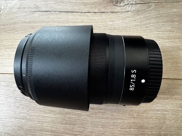 Nikon z 85mm 1.8s