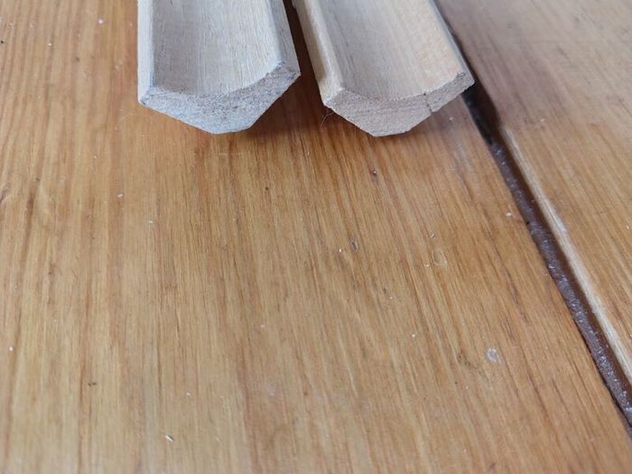 Four 2.4m Wooden Scotia Moulding 21mm x 21mm