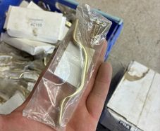 bow handle