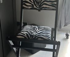 MakeUp Chair