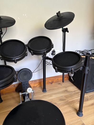 Alesis Nitro Mesh Electronic Drum Kit
