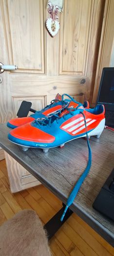 Football boots Adidas F50 Size 9.5