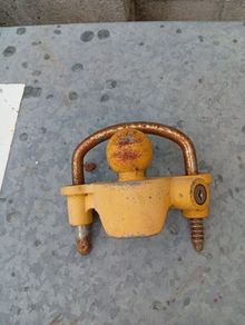 trailer hitch lock