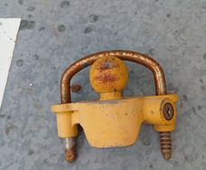 trailer hitch lock