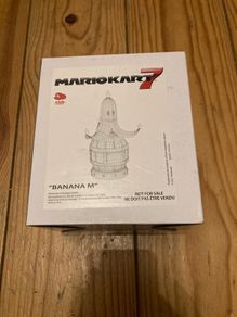 Mario kart 7 banana M trophy club Nintendo