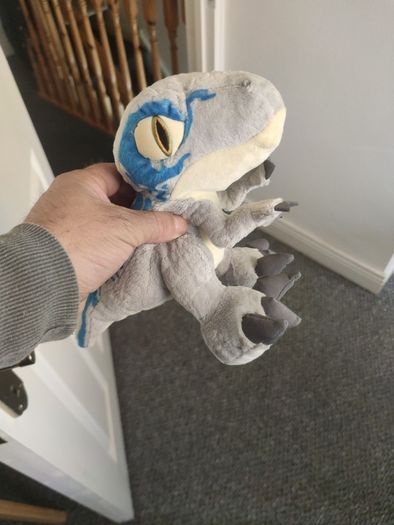 Jurassic World - Blue Plush 25 cm
