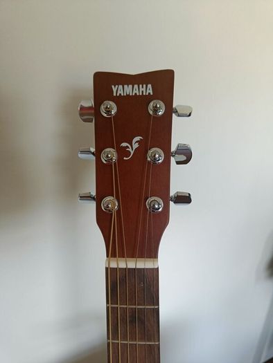 Yamaha F310 Guitar